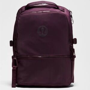 Lululemon New Crew Backpack black  Plum Zip Closure Inner & Outer Pockets 22L